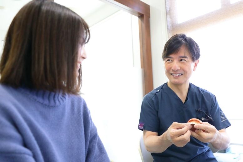 審美歯科やホワイトニング治療が得意な院長の無料相談サービス(メール・LINE)