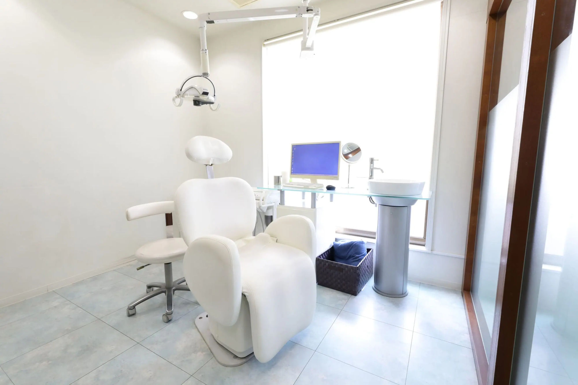 岡山で金属アレルギーの方向けのノンメタル・メタルフリー歯科治療医院